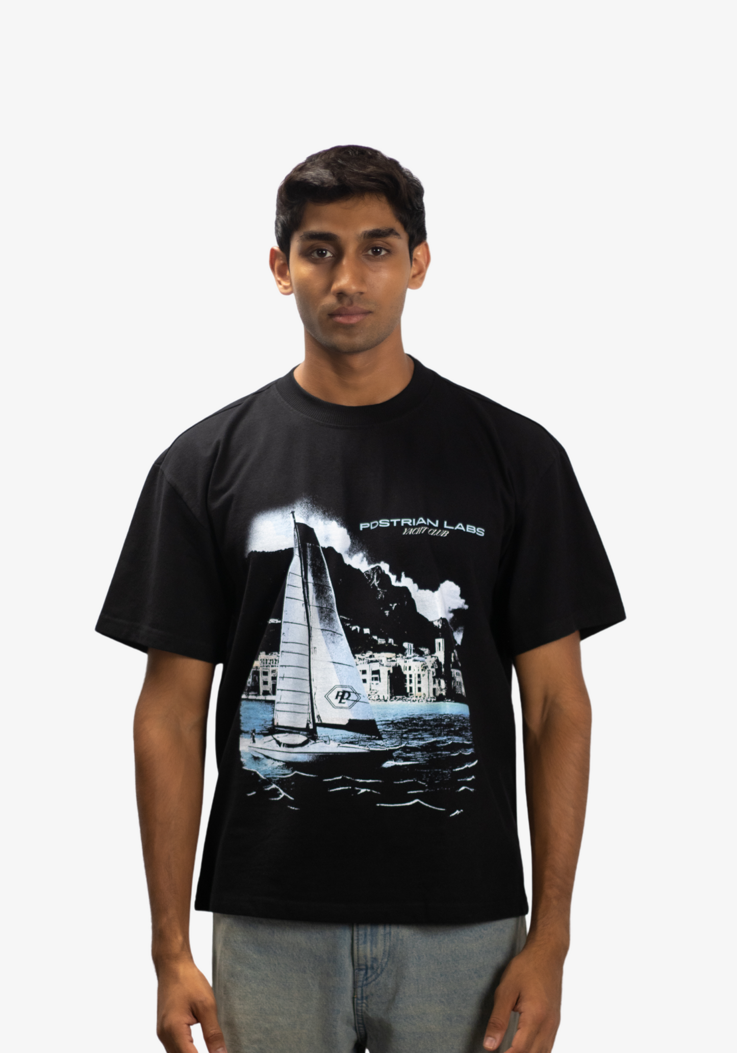 Yacht Club Tshirt in Black