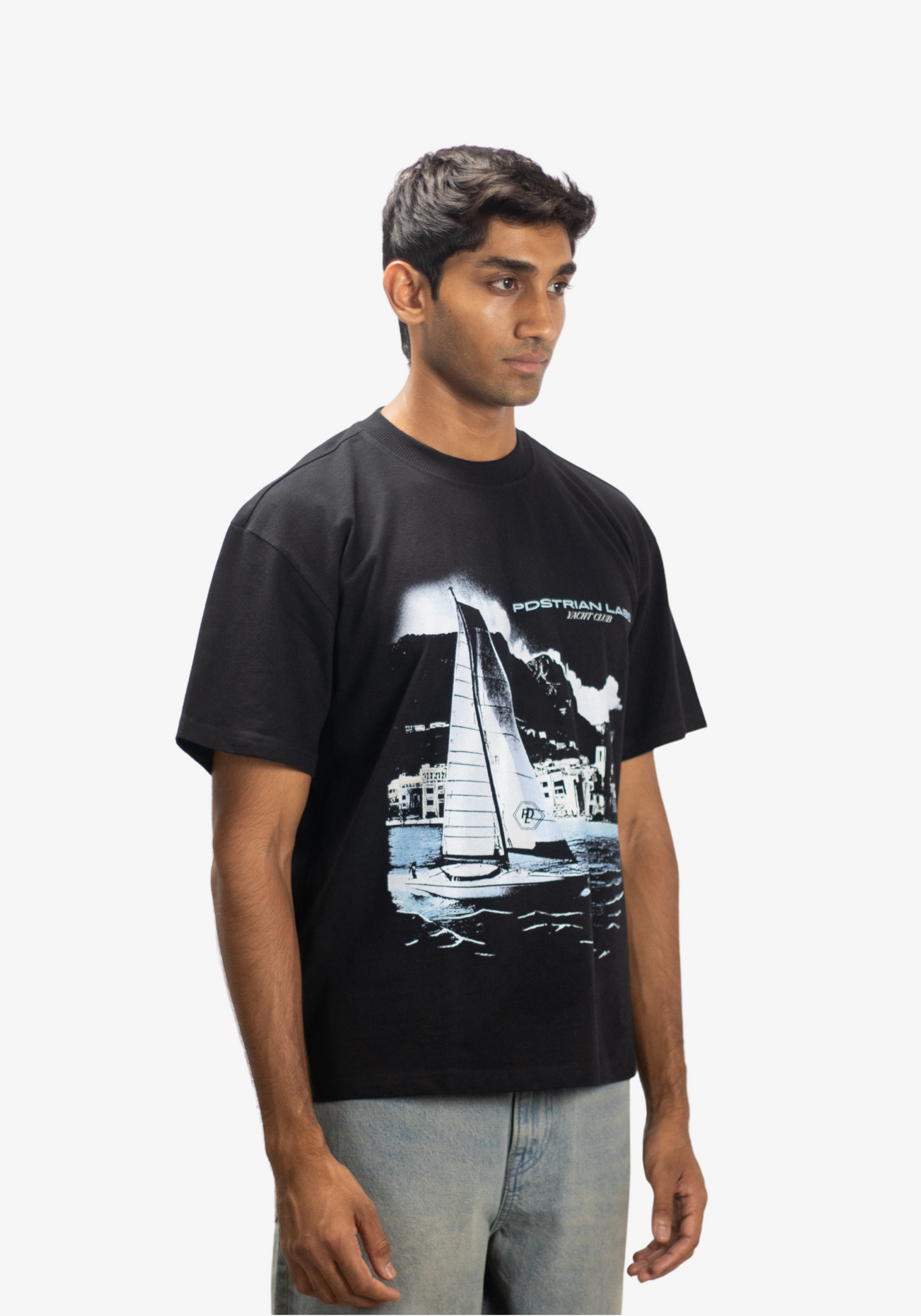Yacht Club Tshirt in Black