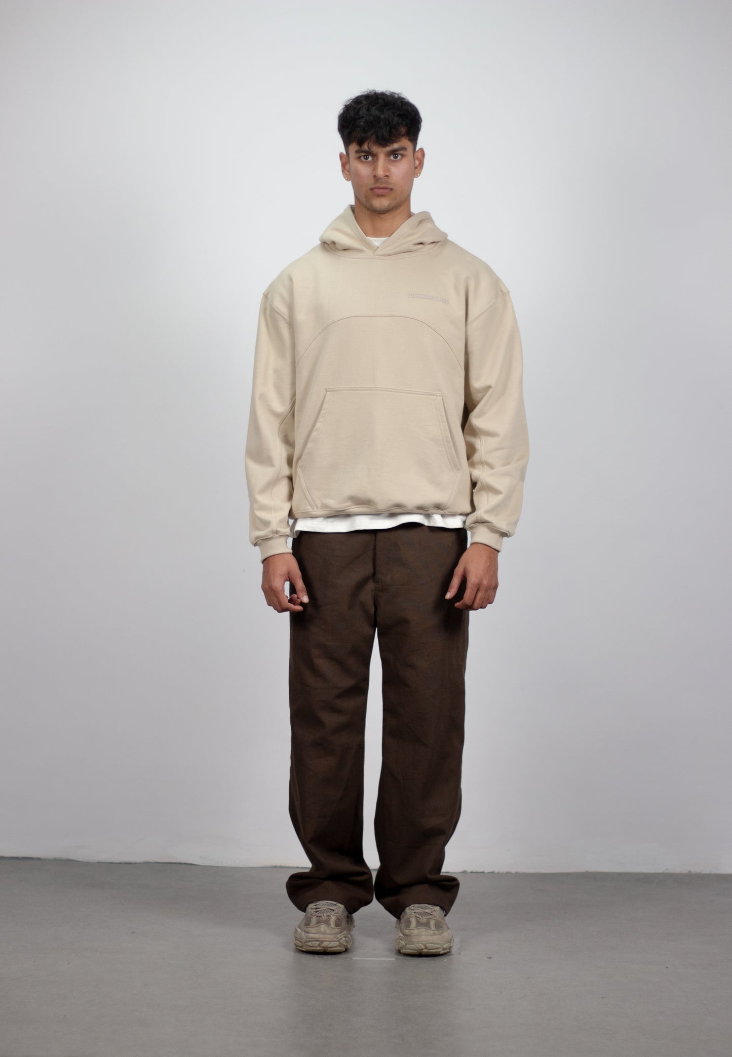 Studio Hoodie in Sand