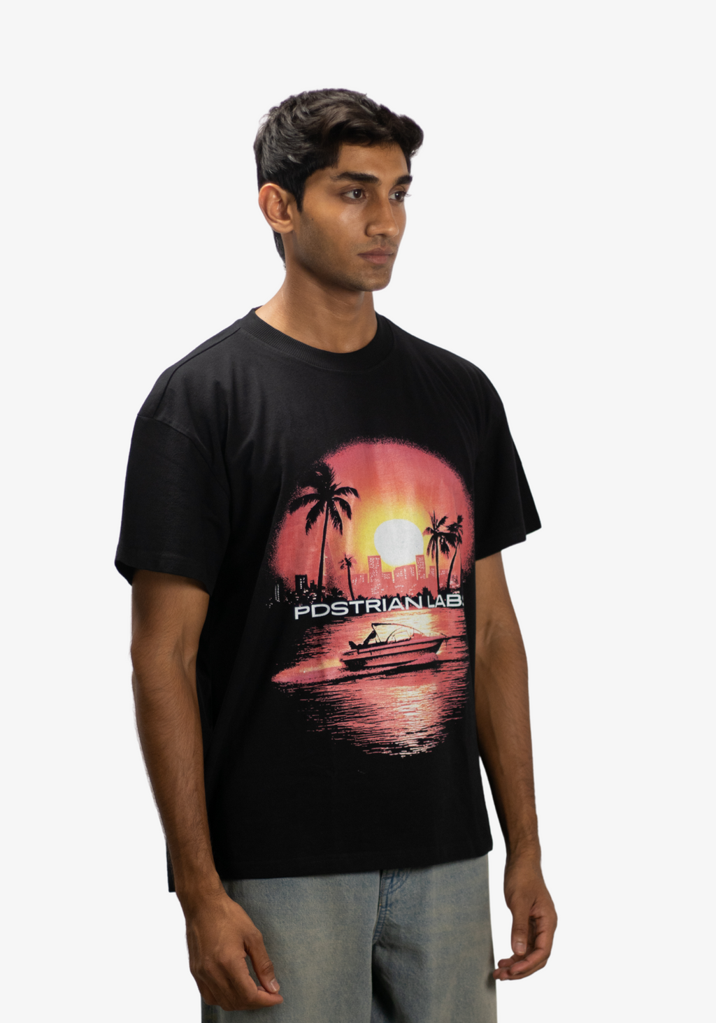 Sunset Drive Tshirt in Black