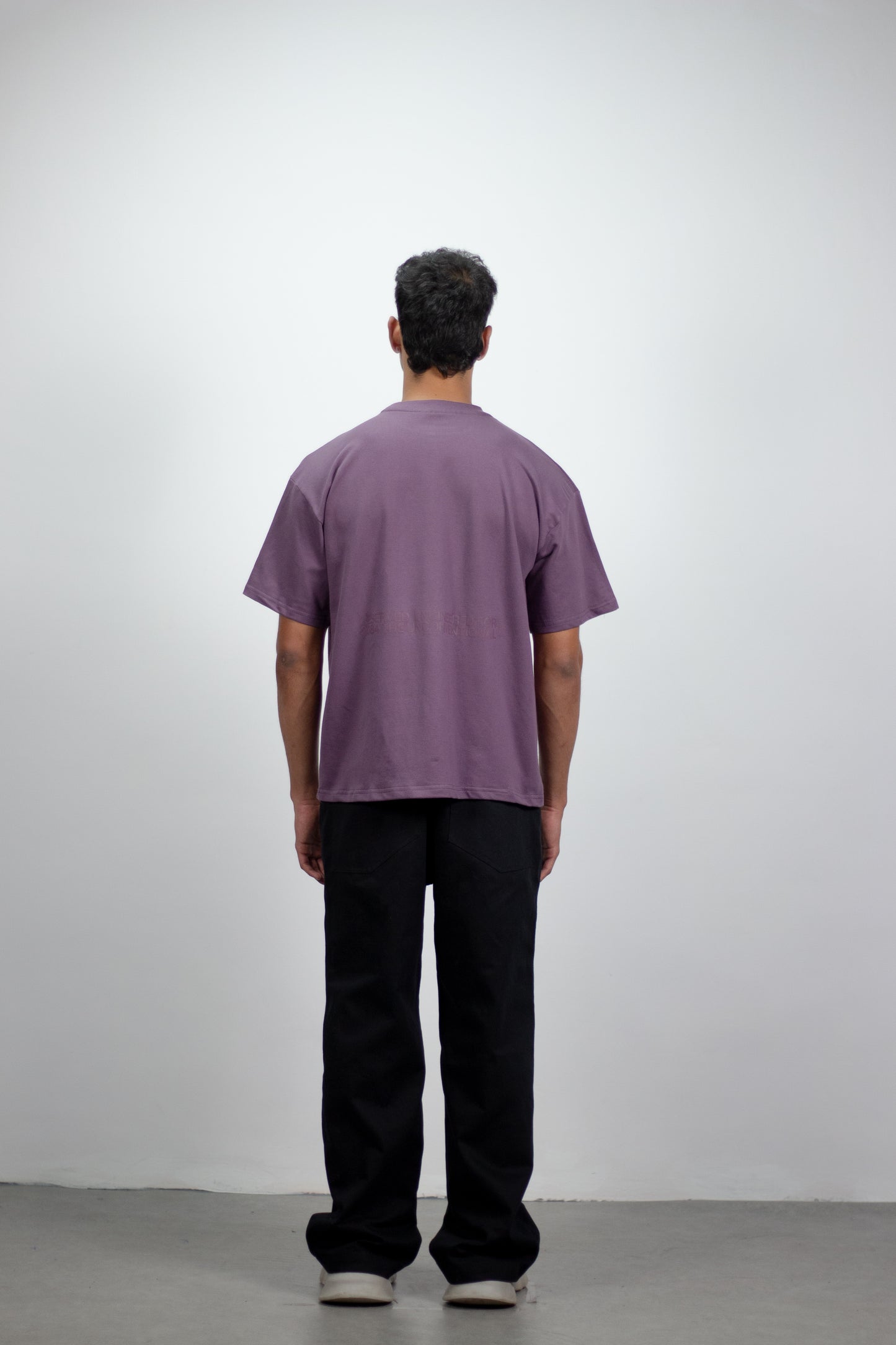 Studio Tshirt in Grape